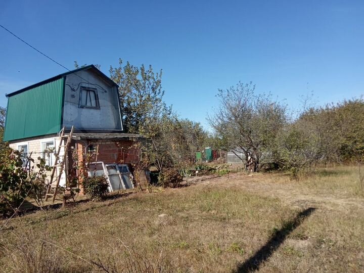 Дача 17 м² на участке 6 сот.