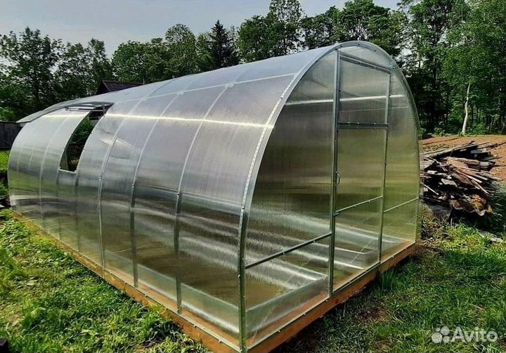 Теплица из поликарбоната