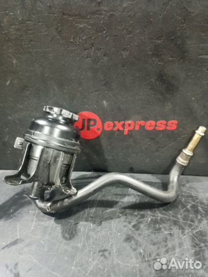 Бачок гидроусилителя руля Bmw 5 E39 M54B30 2002