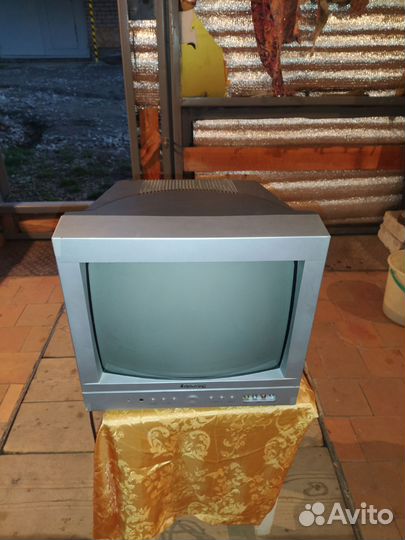 Телевизор Elenberg