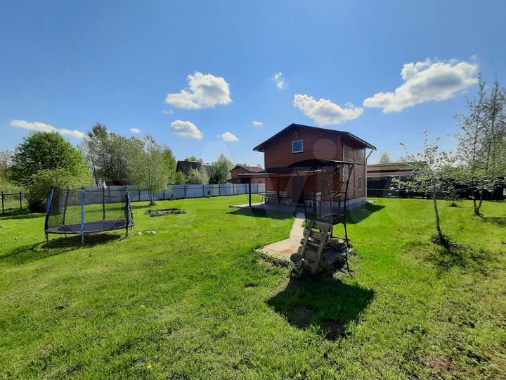 Дом 72 м² на участке 8 сот.