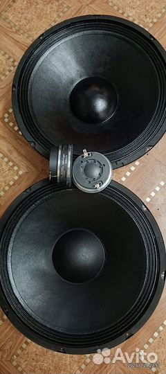 Behringer динамики комплект новые