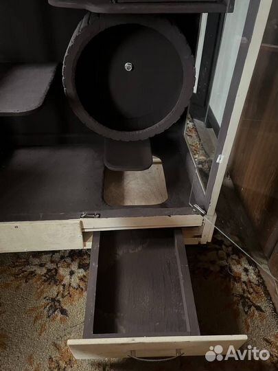 Витрина для шиншилл бу