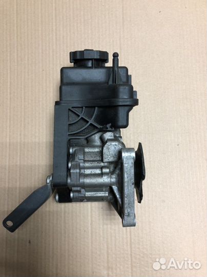 Насос гур Мерседес Спринтер