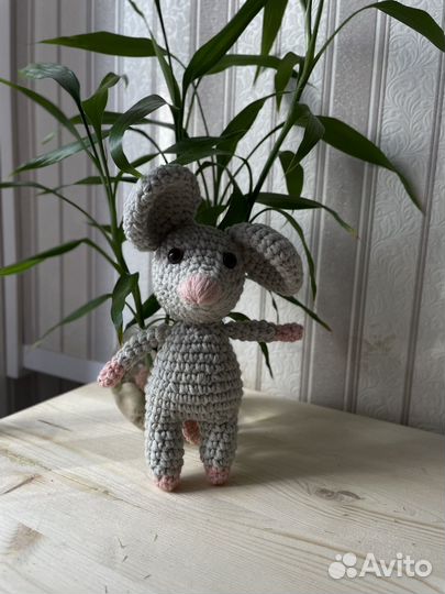 Вязаные игрушка Мышка