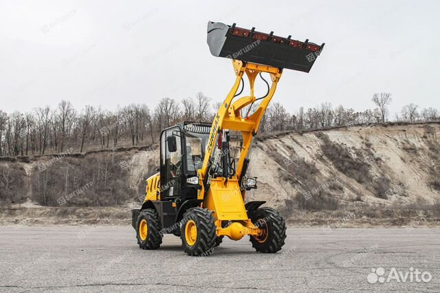 Фронтальный погрузчик Runmax 772E, 2023
