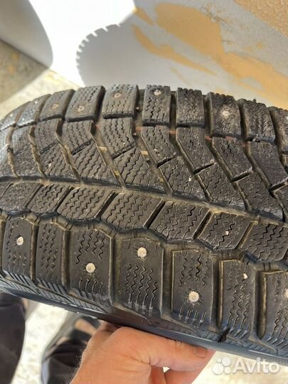 Viatti Bosco Nordico V-523 205/60 R16 92T