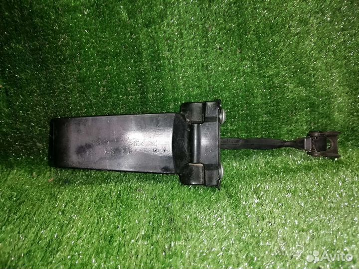 Ограничитель двери шкода октавия а7