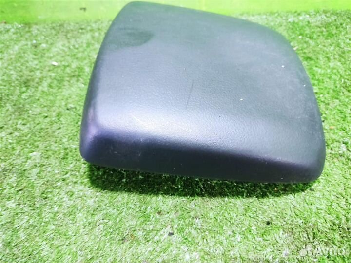 Подлокотник Suzuki Grand Vitara 2011