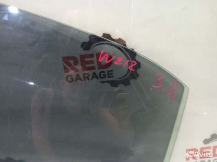 Стекло двери заднее левое Mercedes-Benz E-Class