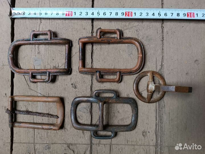 Пряжки от конской упряжи