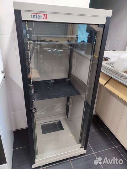 Аппаратный шкаф