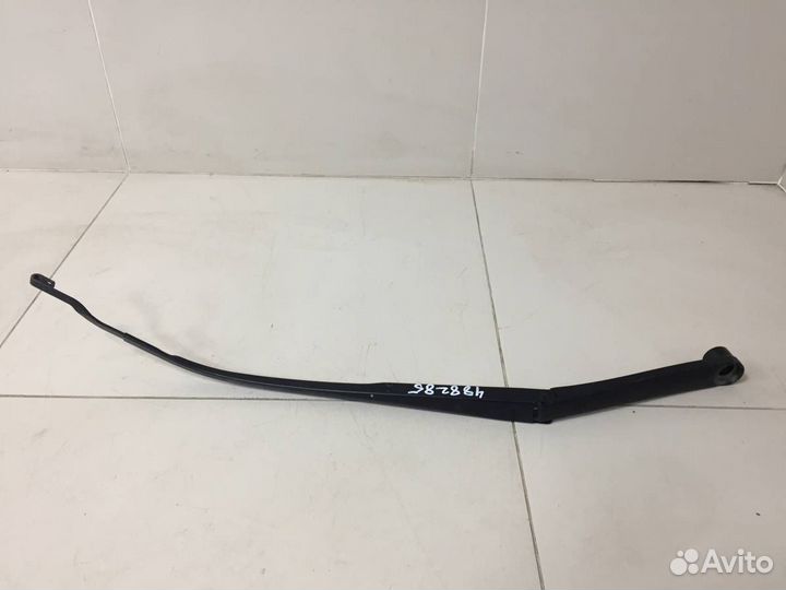 Поводок стеклоочистителя передний правый Kia Cerat