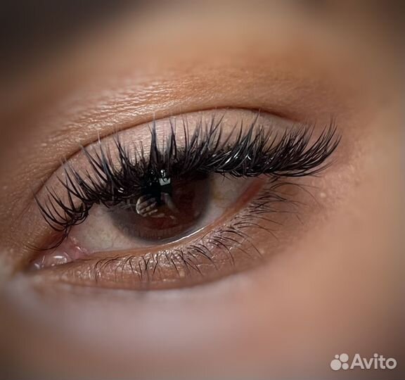 Наращивание и ламинирование ресниц