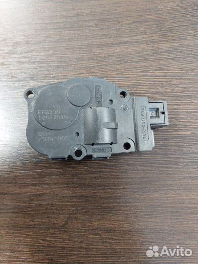 Моторчик заслонки печки Bmw X5 50Ix E70 LCI N63