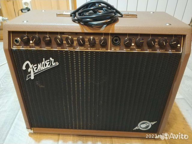 Гитарный комбоусилитель fender