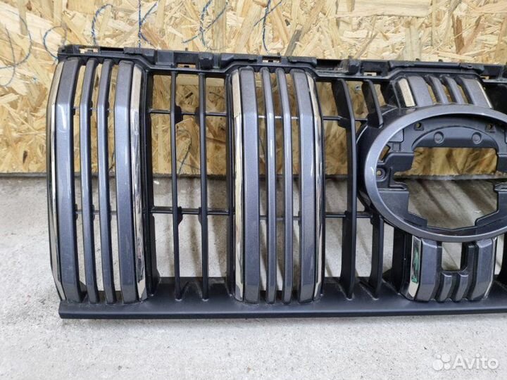 Решетка радиатора Toyota Land Cruiser Prado 150 С