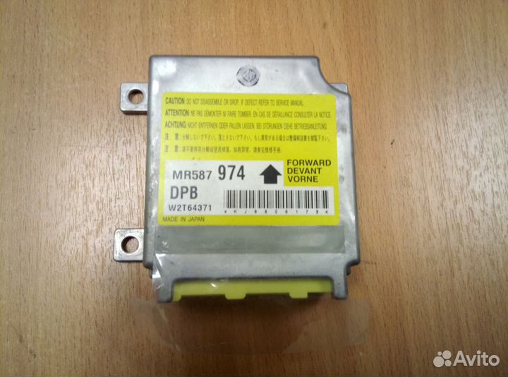 Блок управления AIR BAG Mitsubishi L200 2006