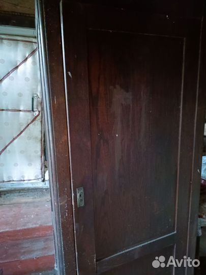 Шкаф старинный