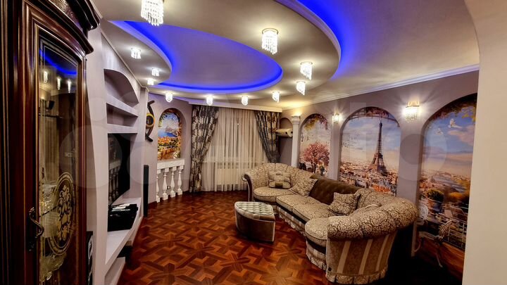 3-к. квартира, 108 м², 9/17 эт.