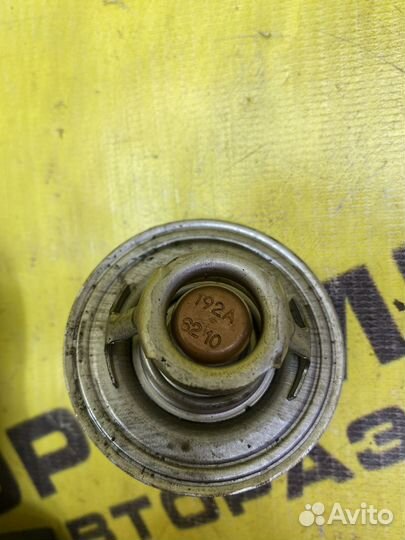 Корпус термостата Skoda Octavia A5