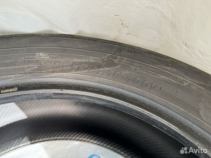 Yokohama BluEarth AE50 235/55 R18