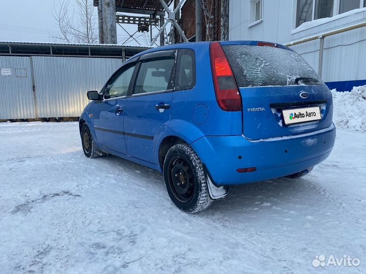 Ford Fiesta 1.4 AMT, 2005, 190 000 км