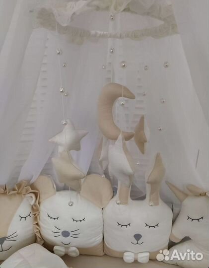 Комплект в кроватку с балдахином