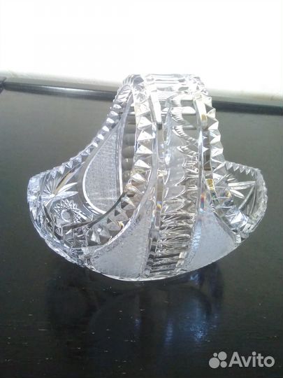 Хрустальная ваза корзина,Чехословакия,новая,изссср