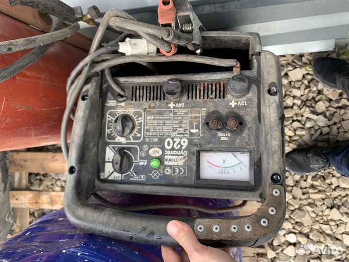 Пускозарядное устройство 12 24 бу