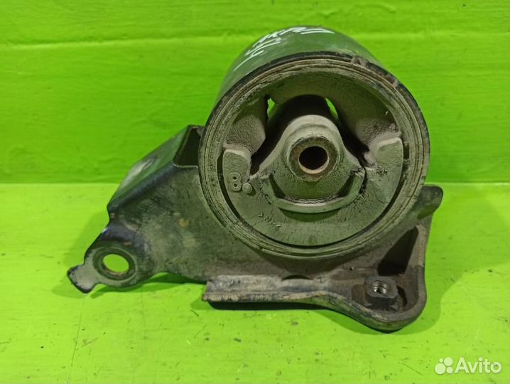 Опора АКПП задняя Nissan X-Trail PNT30 NT30 T30