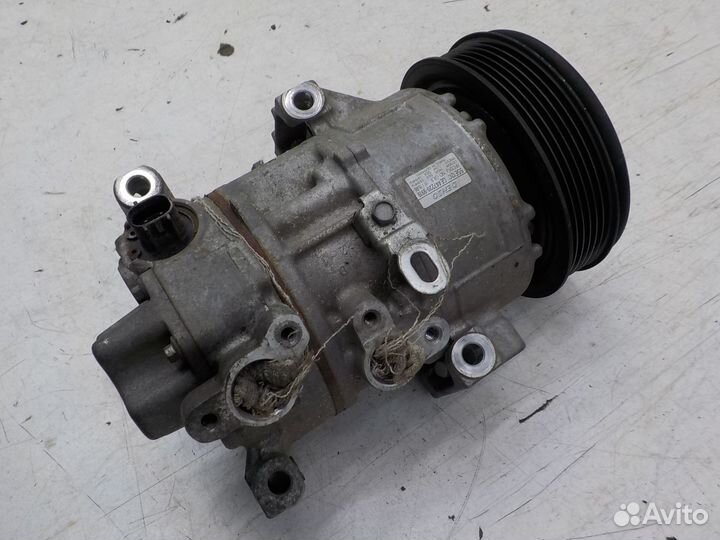 Компрессор кондиционера Toyota Auris