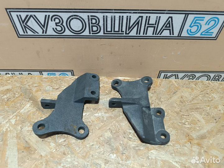 Кронштейн насоса Гур 406 Газ 3302