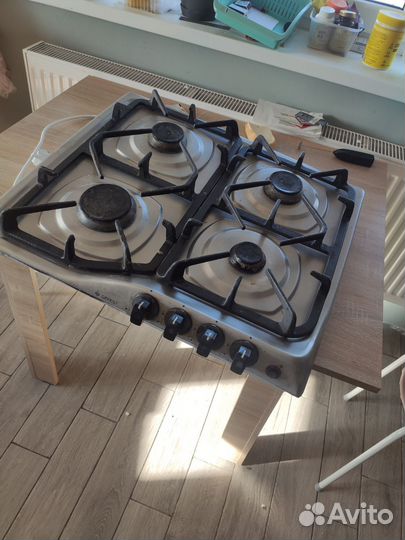 Газовая варочная панель 4 конфорки