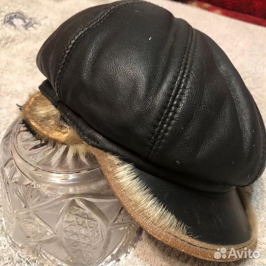 Кепка кожаная зимняя