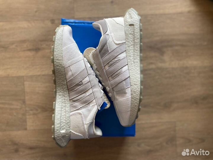 Кроссовки Adidas Retropy E5