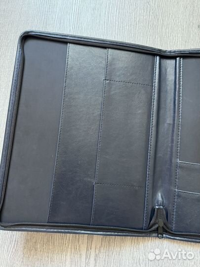 Кожаная папка