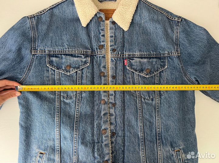 Джинсовая куртка levis