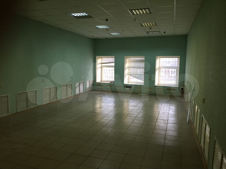 Торговое помещение, 150 м²
