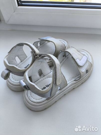 Сандалии для девочки 37размер
