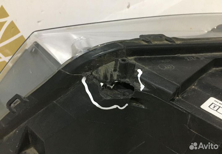 Фара ксенон правая BMW X3 F25 до рестайлинг OEM 63117276992 7276992