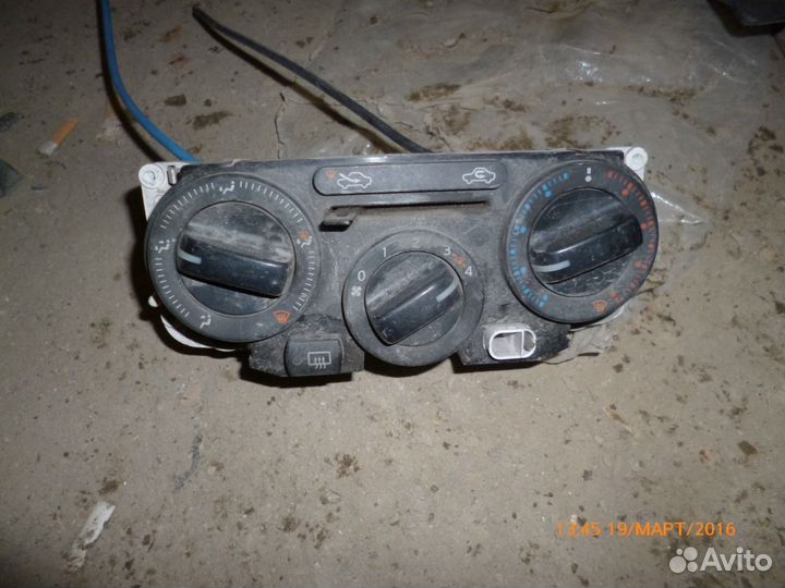 Блок управления отопителем Ниссан Ноте Note