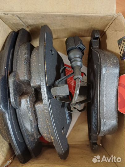 Колодки передние TRW GDB 1762