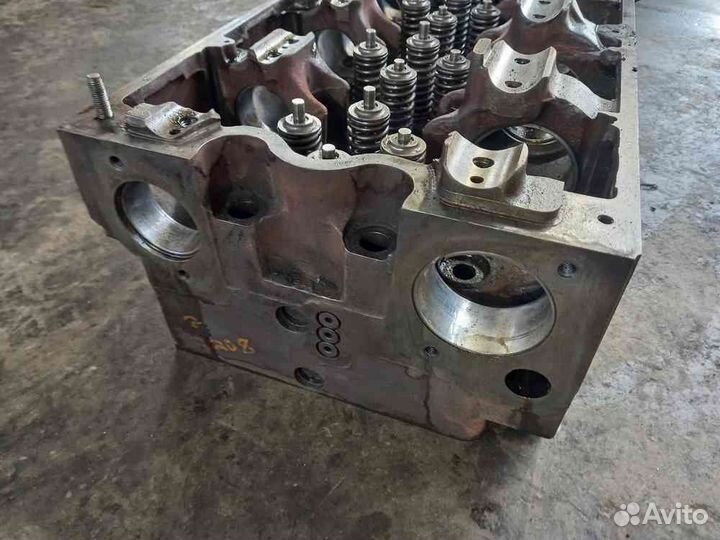 Головка блока цилиндров (ГБЦ) Cummins 15 без Egr