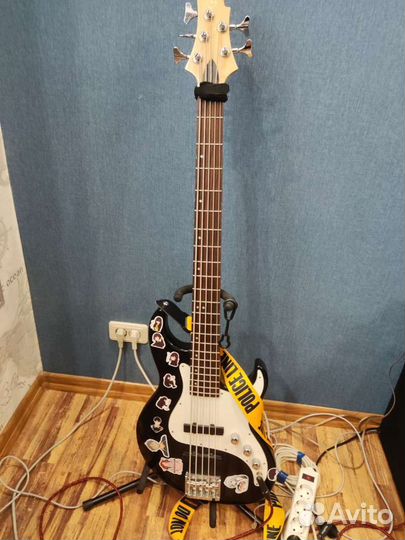 5 струнная бас гитара greg bennett