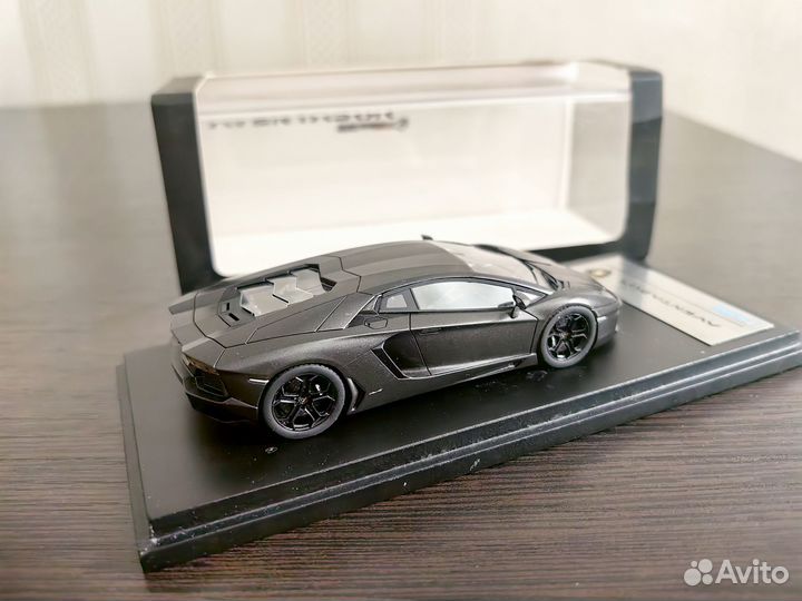 Lamborghini Aventador LP 700-4 (2011) fujimi 1/43