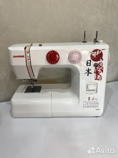 Швейная машина Janome 1820s