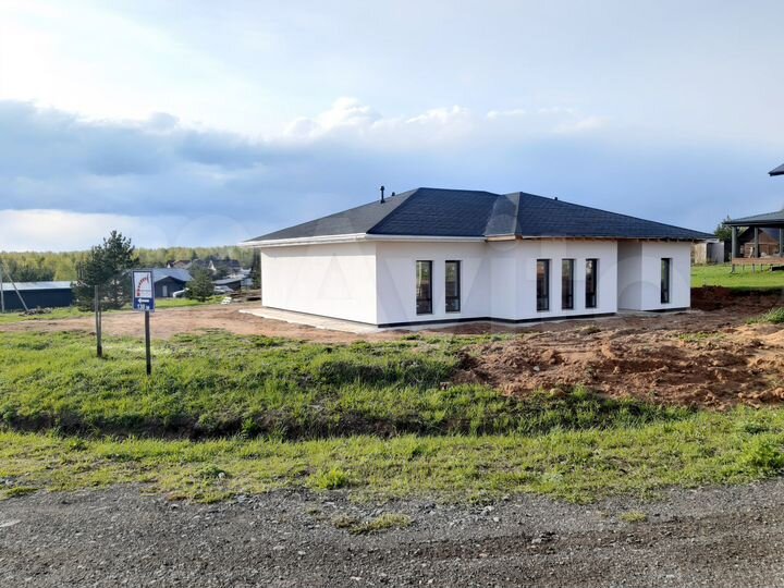 Коттедж 154 м² на участке 10 сот.