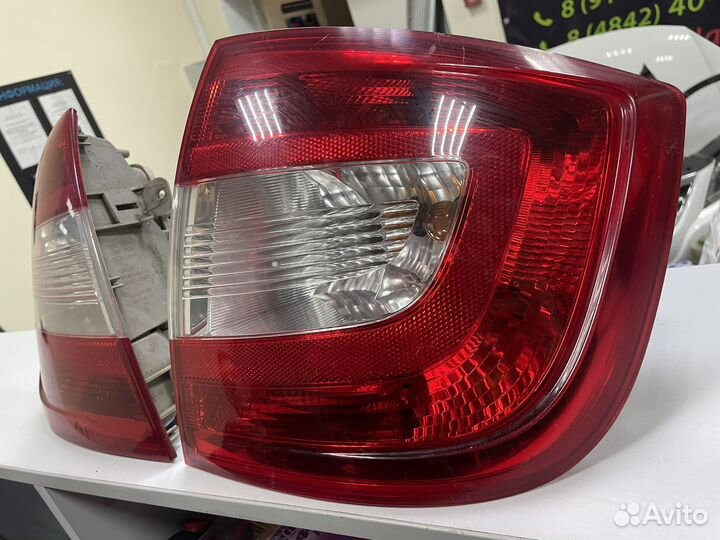Skoda rapid фонарь задний