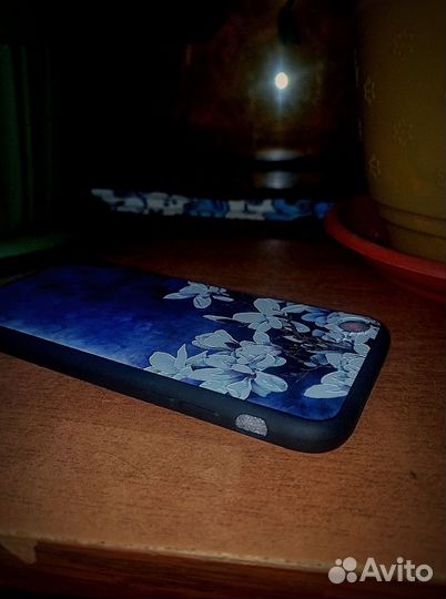 Чехлы на iPhone 7,8